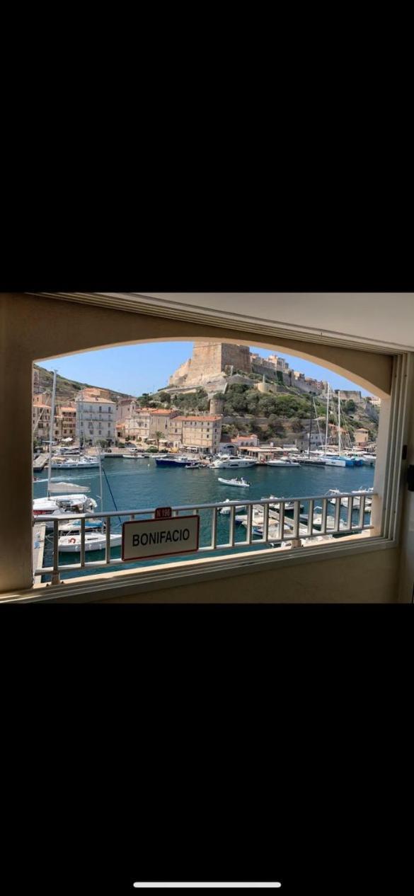 Sur Le Port Face A La Citadelle Lejlighed Bonifacio  Eksteriør billede